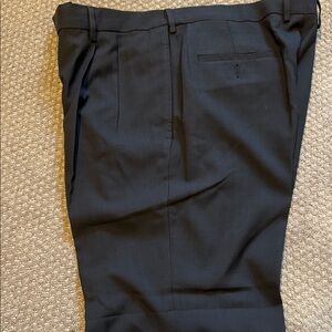 NWOT Haggar Men's Dark Gray Pleated Front Dress Pants 36x30